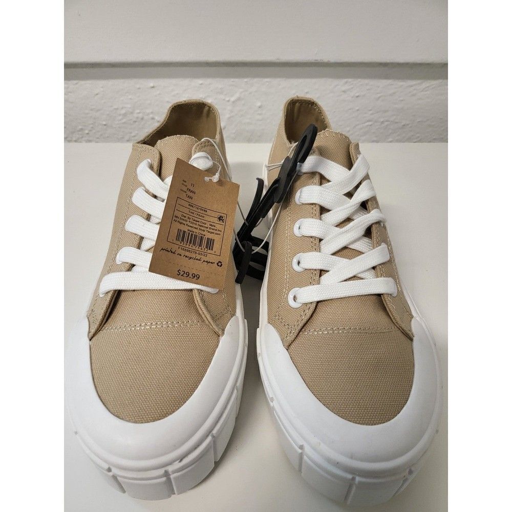 Mad Love Women's Fran Sneakers
Size 11 New With Tags